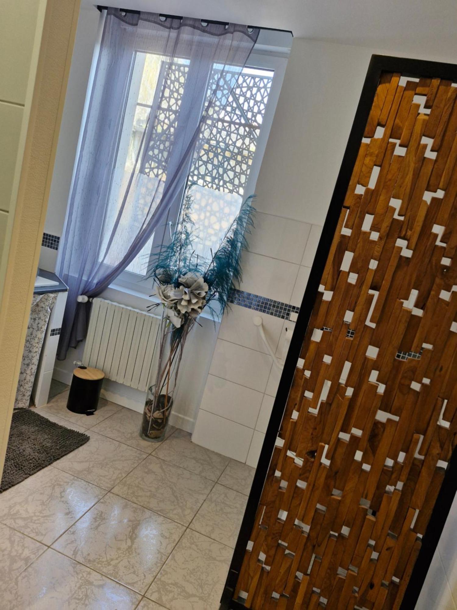 Hotel Le 6 3 Home Port En Bessin Zewnętrze zdjęcie